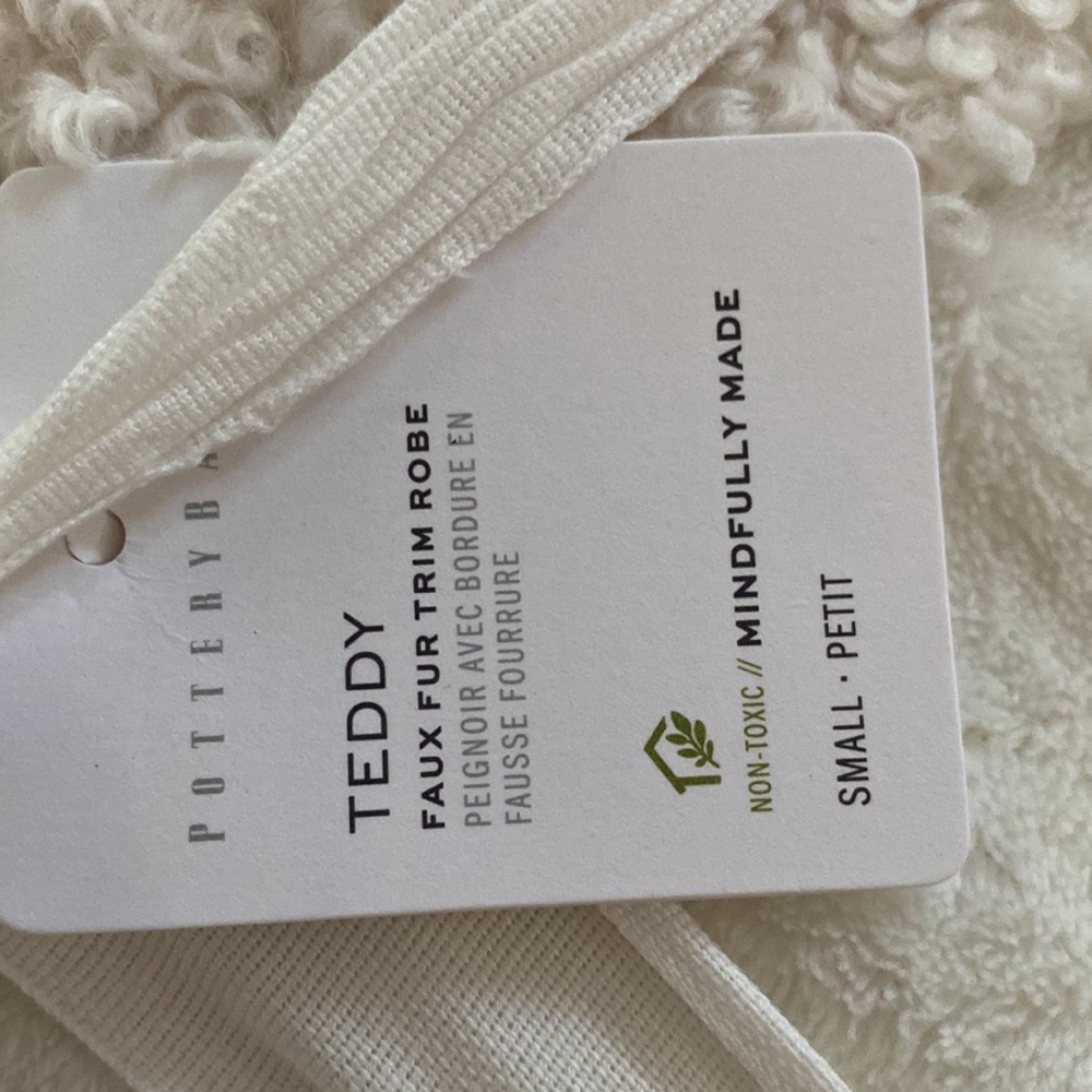 Pottery Barn Teddy faux fur trim robe - Picture 4 of 6